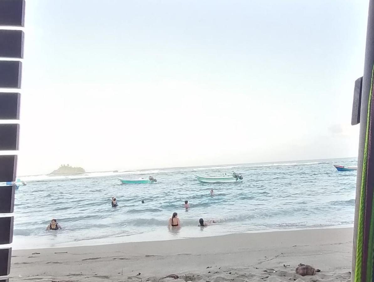 Hospedaje Pirata Express Capurganá Buitenkant foto